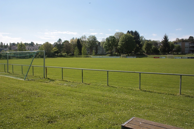 Fussballfeld B